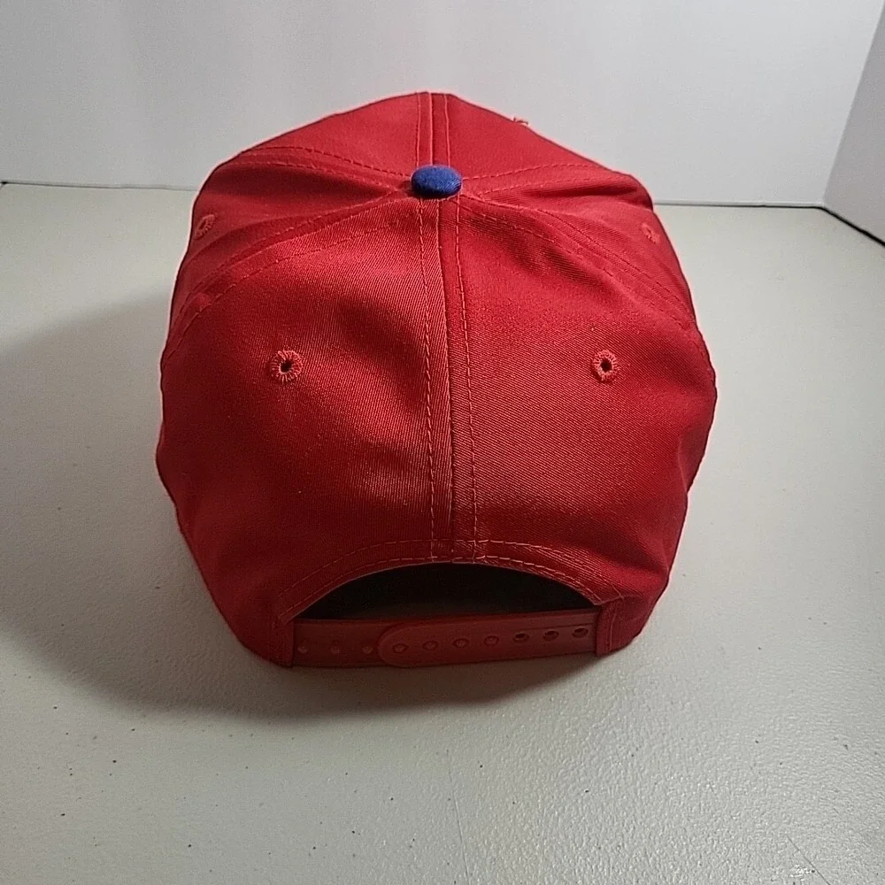 Philadelphia Phillies MLB Genuine Merchandise Red Baseball Cap Hat Mens Snapback